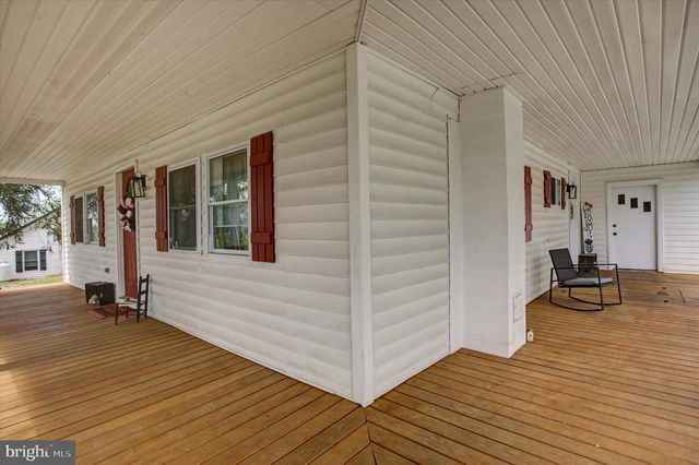 16458 FAIRVIEW RD, Hagerstown, MD 21740