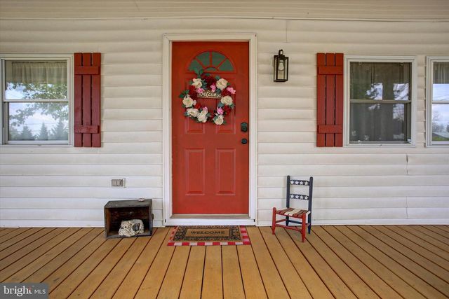 16458 FAIRVIEW RD, Hagerstown, MD 21740