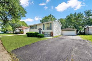 17303 Appletree Drive, Hazel Crest, IL 60429