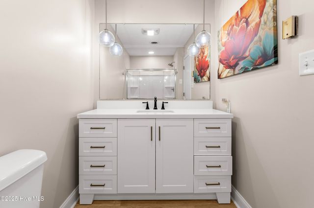 114 W Murray Street, Wallace, NC 28466