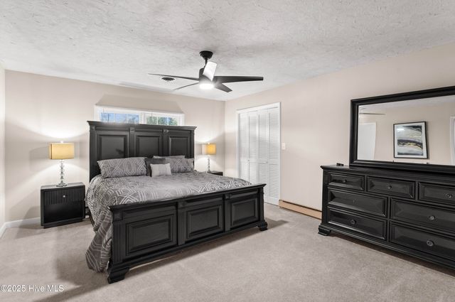 114 W Murray Street, Wallace, NC 28466