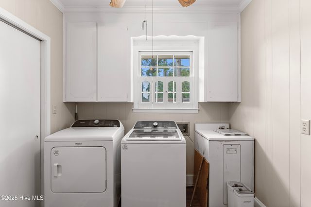 114 W Murray Street, Wallace, NC 28466