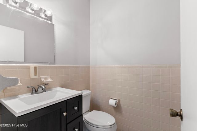 114 W Murray Street, Wallace, NC 28466