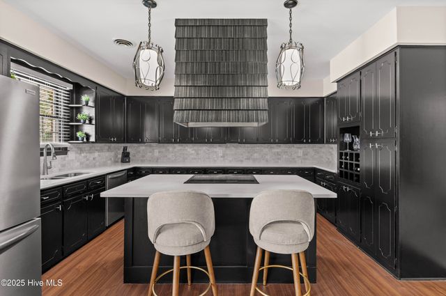 114 W Murray Street, Wallace, NC 28466