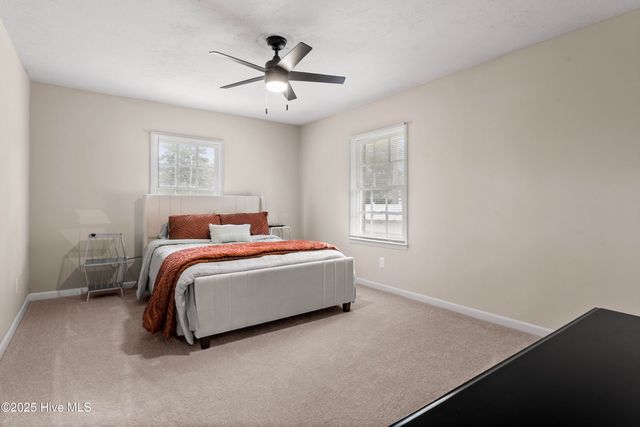 114 W Murray Street, Wallace, NC 28466