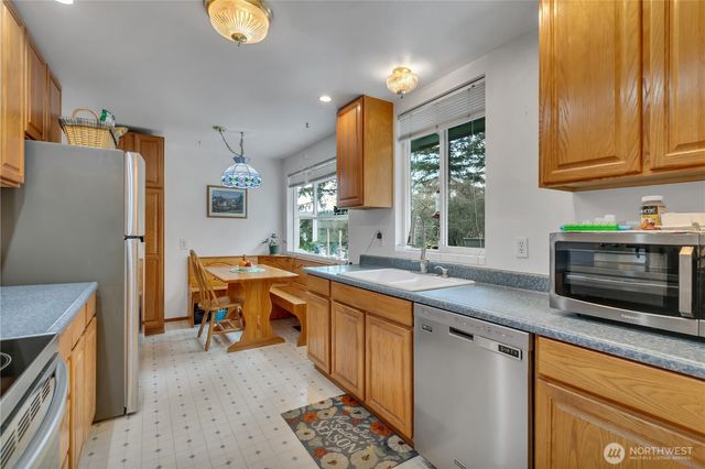 7316 Eustis Hunt Road, Spanaway, WA 98387