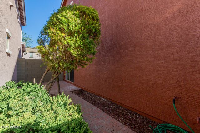 4963 W ESCUDA Drive, Glendale, AZ 85308