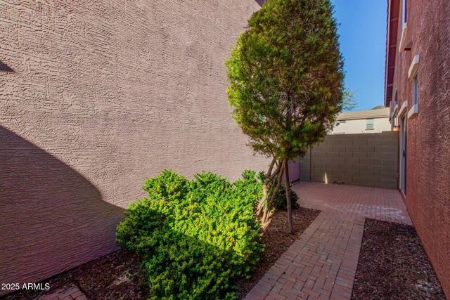 4963 W ESCUDA Drive, Glendale, AZ 85308