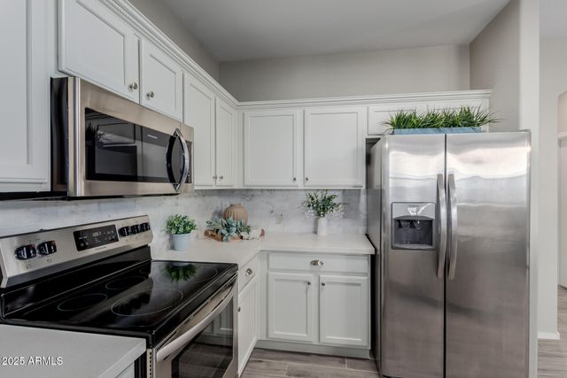 4963 W ESCUDA Drive, Glendale, AZ 85308