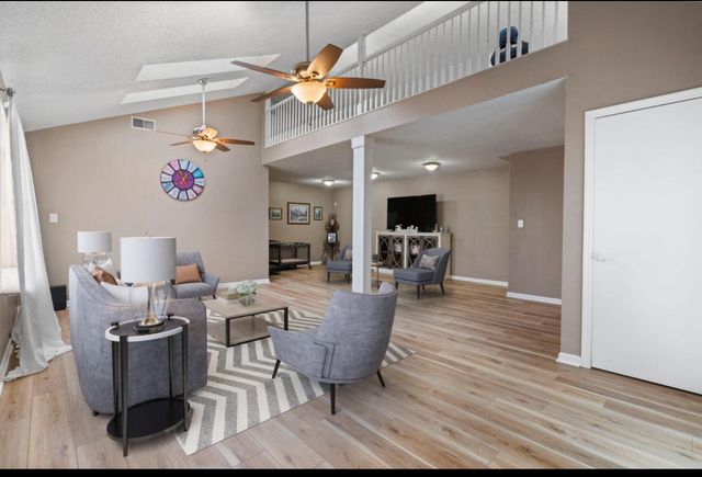 309 Regent Street, Summerville, SC 29483