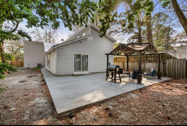 309 Regent Street, Summerville, SC 29483