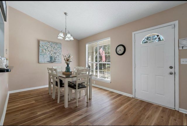 309 Regent Street, Summerville, SC 29483