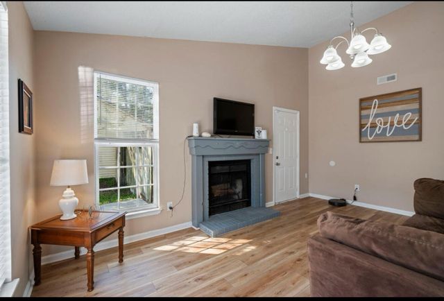 309 Regent Street, Summerville, SC 29483