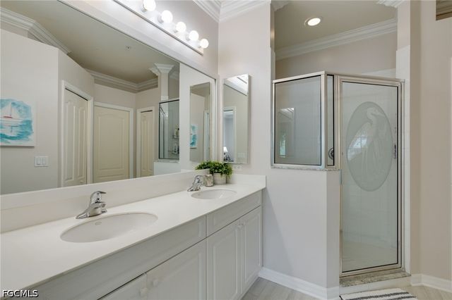 1118 Sweetwater LN 1305, Naples, FL 34110