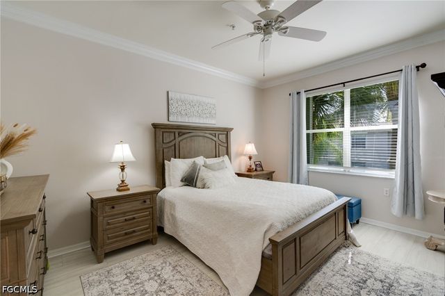 1118 Sweetwater LN 1305, Naples, FL 34110