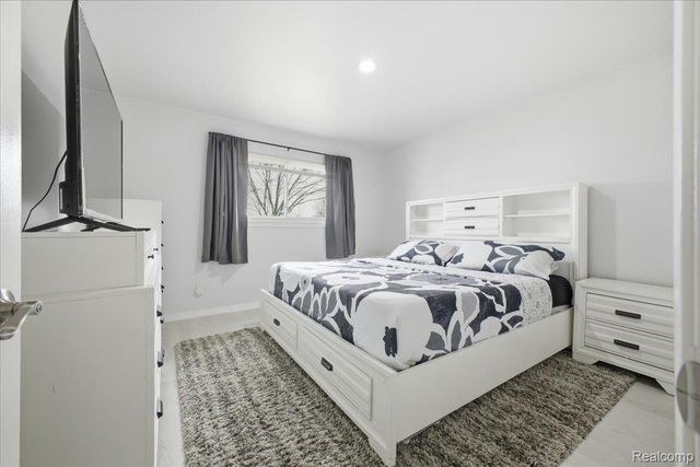 35009 SHELL Drive, Sterling Heights, MI 48310