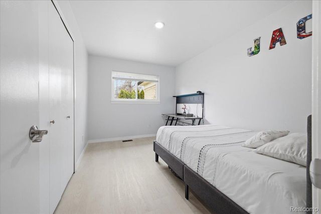 35009 SHELL Drive, Sterling Heights, MI 48310