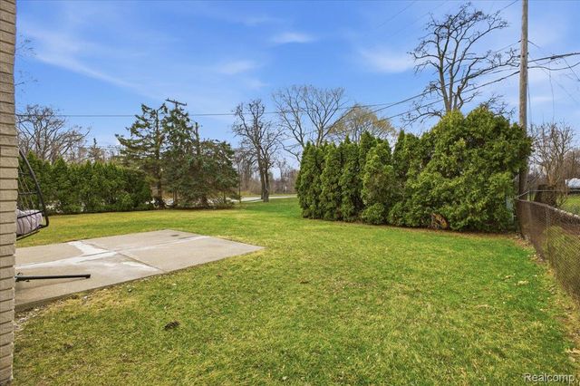 35009 SHELL Drive, Sterling Heights, MI 48310