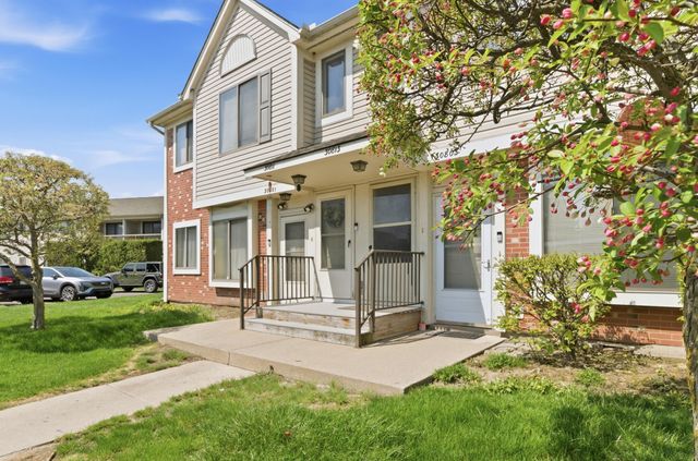 30813 Hidden Pines Lane, Roseville, MI 48066