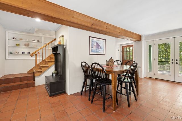 7822 Salt Springs Road, Manlius, NY 13066