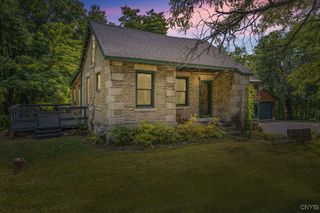 7822 Salt Springs Road, Manlius, NY 13066