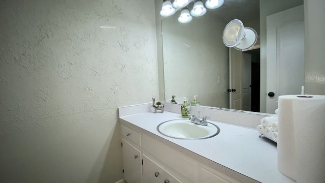 370 Wallace Rd Apt A9, Nashville, TN 37211