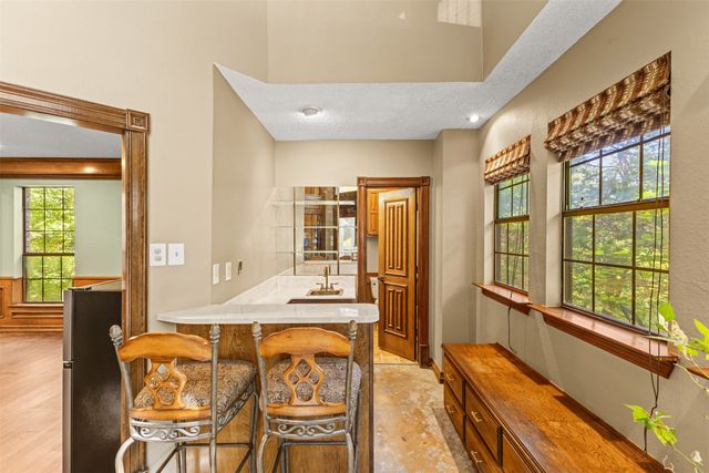 1190 Whispering Oaks Drive, Desoto, TX 75115