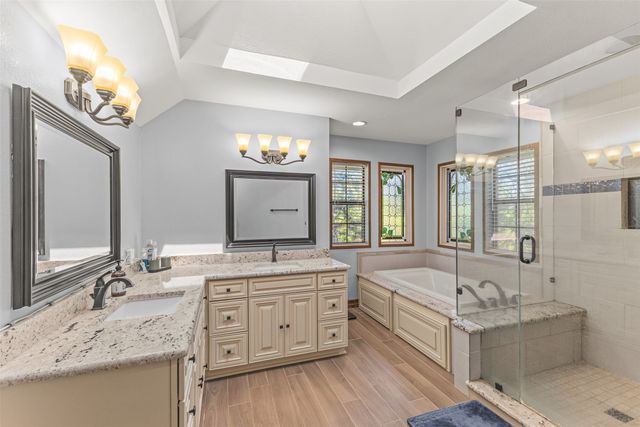 1190 Whispering Oaks Drive, Desoto, TX 75115