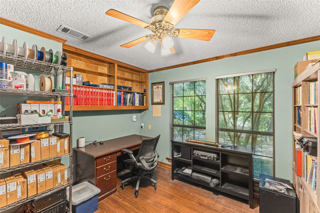 1190 Whispering Oaks Drive, Desoto, TX 75115