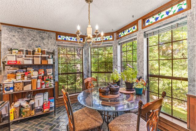 1190 Whispering Oaks Drive, Desoto, TX 75115