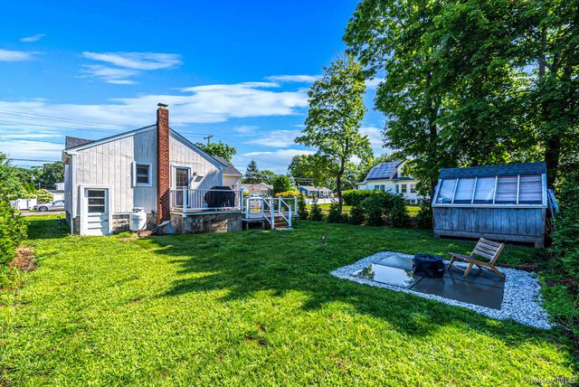 26 Sawyer Avenue, West Babylon, NY 11704