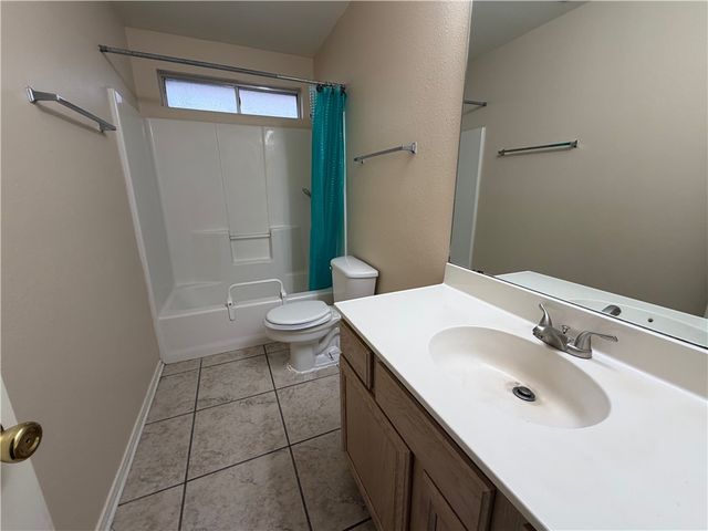 7941 Falcon Dr, Corpus Christi, TX 78414