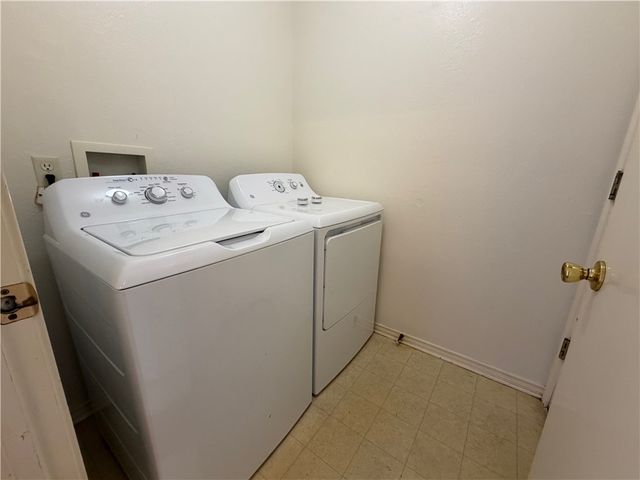 7941 Falcon Dr, Corpus Christi, TX 78414