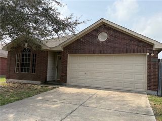 7941 Falcon Dr, Corpus Christi, TX 78414