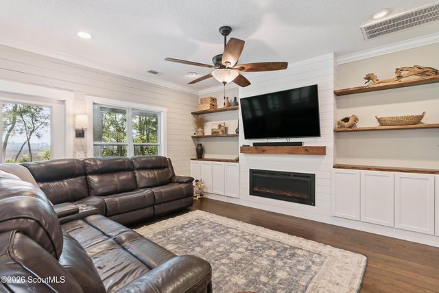 394 River Pl Drive, Waverly, GA 31565