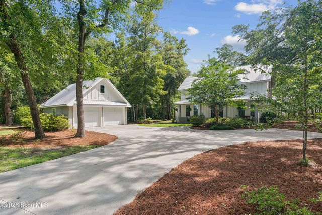 394 River Pl Drive, Waverly, GA 31565
