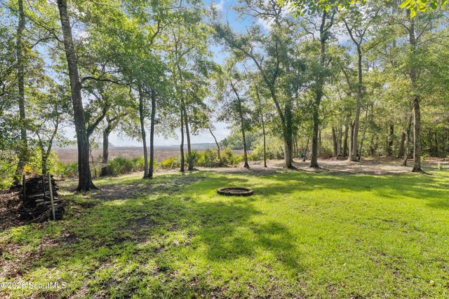 394 River Pl Drive, Waverly, GA 31565