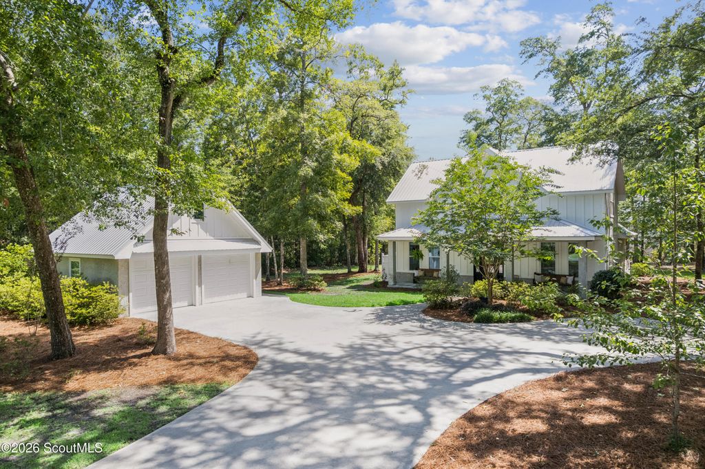 394 River Pl Drive, Waverly, GA 31565