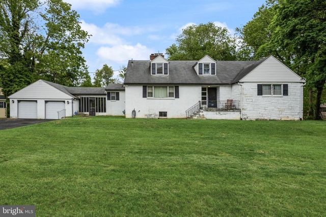 421 IRVING ST, Moorestown, NJ 08057