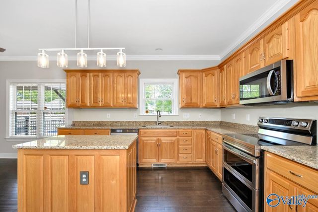 2621 Trellis Post Court, Owens Cross Roads, AL 35763