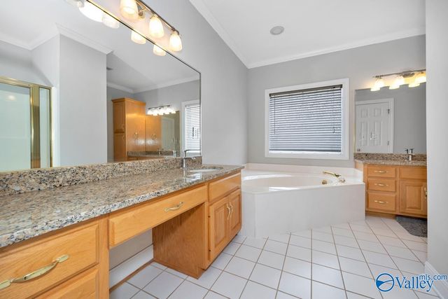 2621 Trellis Post Court, Owens Cross Roads, AL 35763