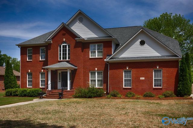 2621 Trellis Post Court, Owens Cross Roads, AL 35763