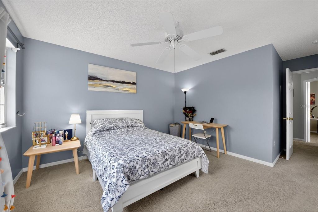 Image 20 of property listing at 14321 PEACOCK SPRINGS TRAIL, Orlando, FL 32828