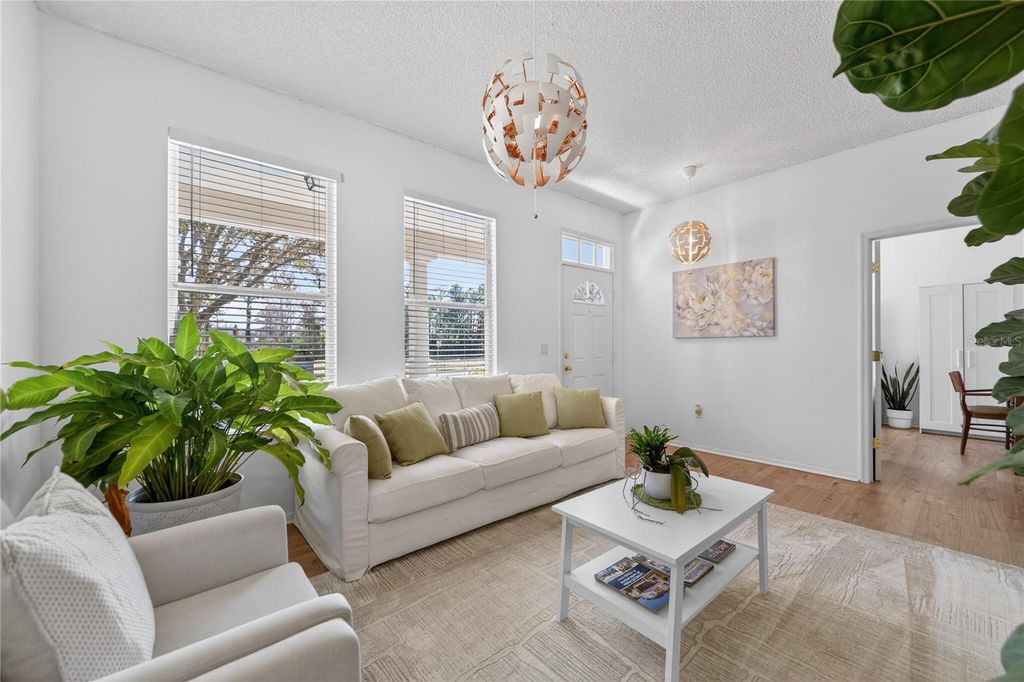 Image 4 of property listing at 14321 PEACOCK SPRINGS TRAIL, Orlando, FL 32828