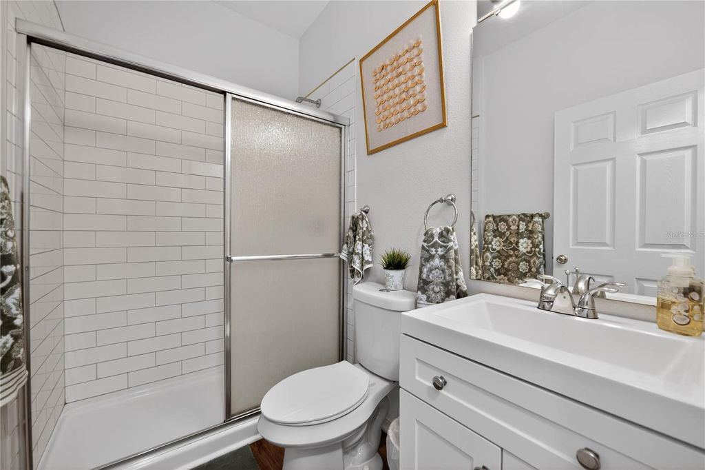 Image 9 of property listing at 14321 PEACOCK SPRINGS TRAIL, Orlando, FL 32828