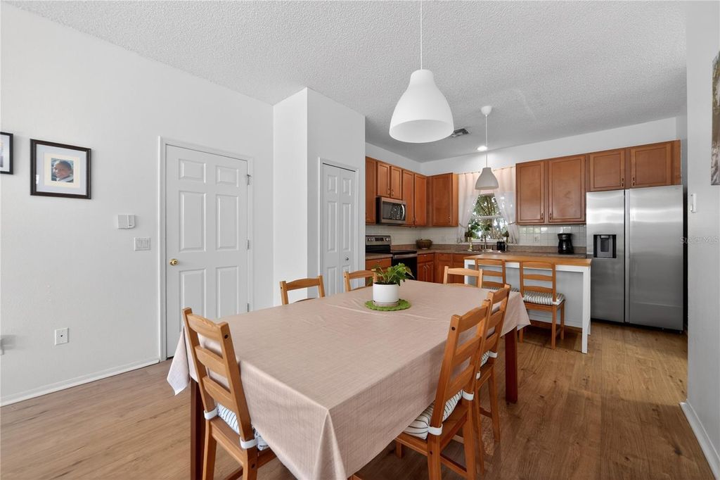 Image 10 of property listing at 14321 PEACOCK SPRINGS TRAIL, Orlando, FL 32828