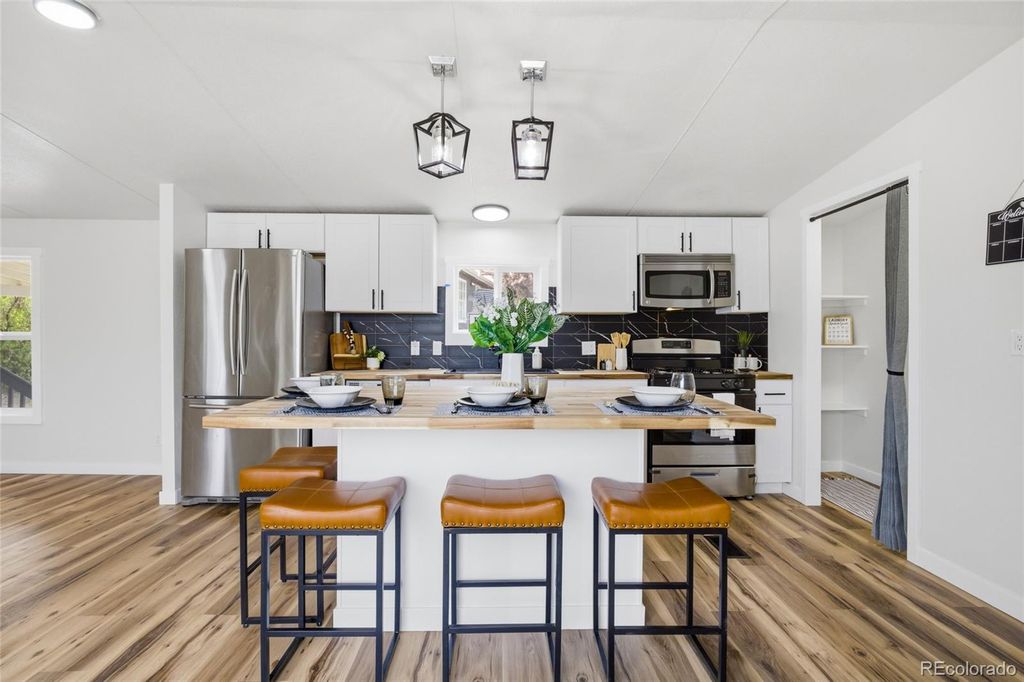 2551 W 92nd Avenue, Federal Heights, CO 80260