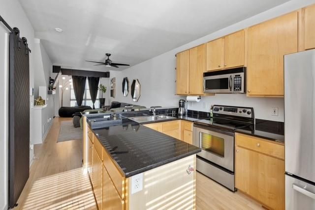 4585 Madison Avenue, Kansas City, MO 64111