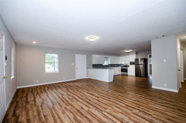 104 Cole Street, Ladonia, TX 75449