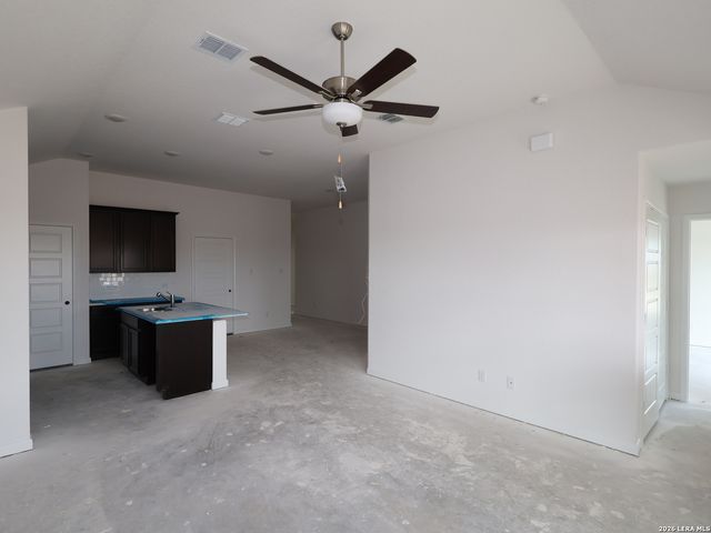 1621 Viola Lane, New Braunfels, TX 78130